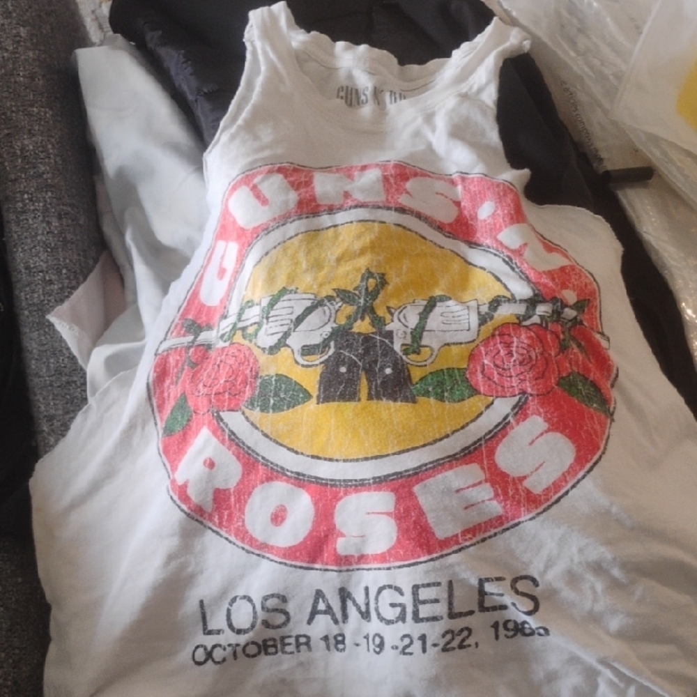 White and Red Short Sleeve Tee Vintage Style